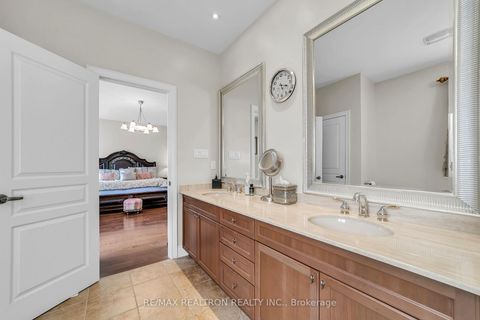 Photo 19 at 20 Rock Elm Court, Patterson, Vaughan