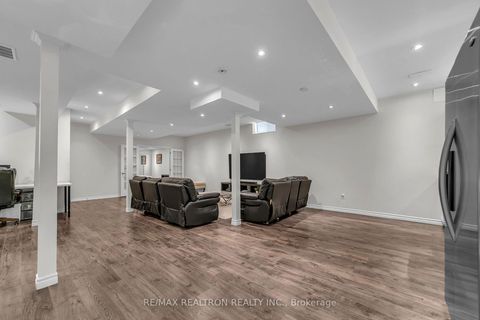 Photo 29 at 20 Rock Elm Court, Patterson, Vaughan