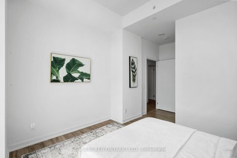 Photo 22 at 920 - 1787 St Clair Avenue W, Pellam Park, Toronto