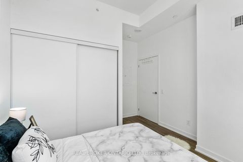 Photo 26 at 920 - 1787 St Clair Avenue W, Pellam Park, Toronto