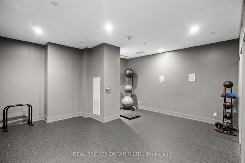 Photo 34 at 920 - 1787 St Clair Avenue W, Pellam Park, Toronto