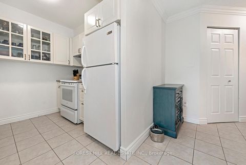 Photo 4 at 510 - 3 Hickory Tree Road, Weston, Toronto
