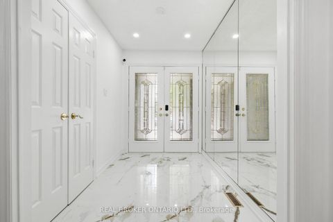 Photo 3 at 94 Roxana Avenue, West Woodbridge, Vaughan