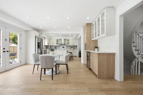 Photo 7 at 94 Roxana Avenue, West Woodbridge, Vaughan