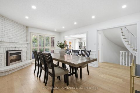 Photo 8 at 94 Roxana Avenue, West Woodbridge, Vaughan