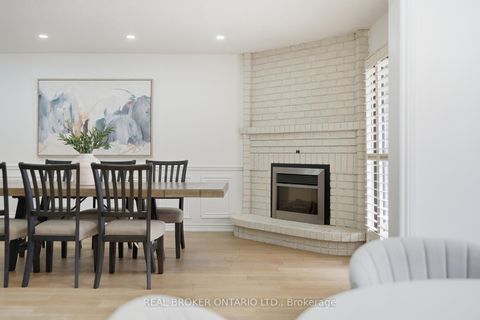 Photo 9 at 94 Roxana Avenue, West Woodbridge, Vaughan