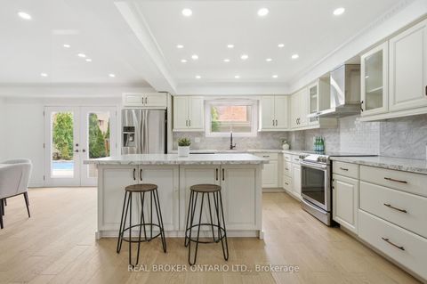 Photo 13 at 94 Roxana Avenue, West Woodbridge, Vaughan