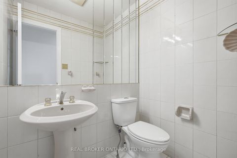 Photo 15 at 94 Roxana Avenue, West Woodbridge, Vaughan
