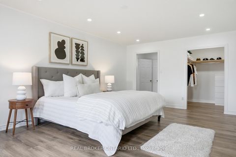 Photo 20 at 94 Roxana Avenue, West Woodbridge, Vaughan