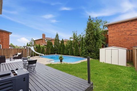 Photo 44 at 94 Roxana Avenue, West Woodbridge, Vaughan
