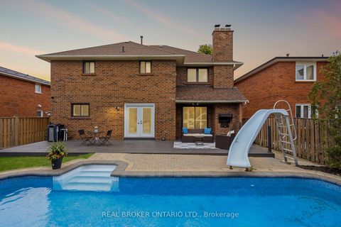 Photo 47 at 94 Roxana Avenue, West Woodbridge, Vaughan