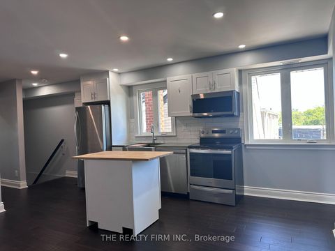 Photo 10 at 6 Lapp Street, Smythe, Toronto