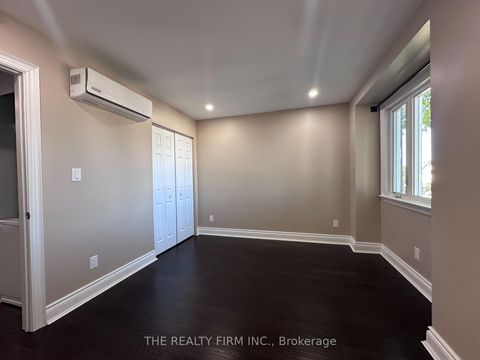 Photo 14 at 6 Lapp Street, Smythe, Toronto