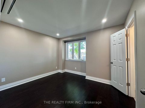Photo 16 at 6 Lapp Street, Smythe, Toronto
