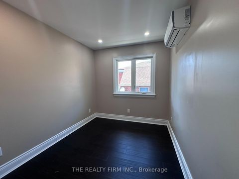 Photo 19 at 6 Lapp Street, Smythe, Toronto