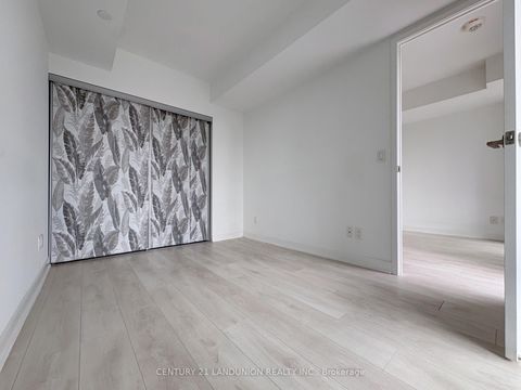 Photo 6 at 1808 - 18 Maitland Terrace, Yonge Corridor, Toronto
