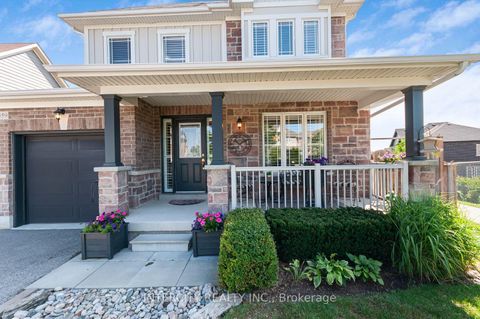Photo 1 at 1359 Dallman Street, Lefroy, Innisfil