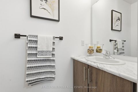 Photo 8 at 51 Fairlane Avenue, Painswick South, Barrie