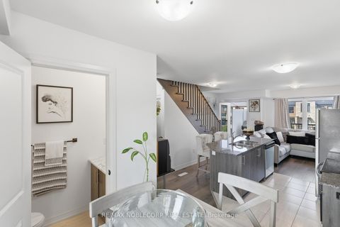 Photo 9 at 51 Fairlane Avenue, Painswick South, Barrie