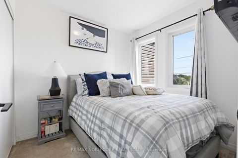 Photo 17 at 51 Fairlane Avenue, Painswick South, Barrie