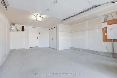 Photo 19 at 51 Fairlane Avenue, Painswick South, Barrie