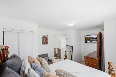 Photo 25 at 51 Fairlane Avenue, Painswick South, Barrie