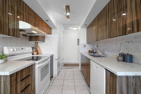 Photo 3 at 962 - 123 Omni Drive, Bendale, Toronto