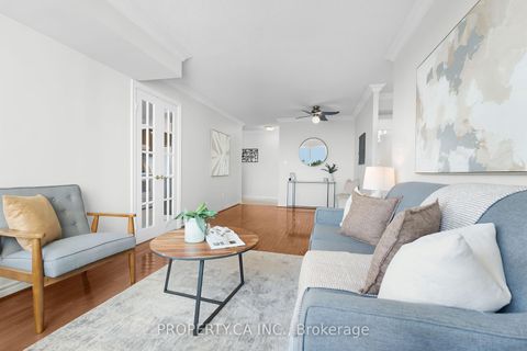 Photo 11 at 962 - 123 Omni Drive, Bendale, Toronto