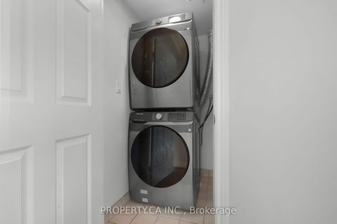 Photo 21 at 962 - 123 Omni Drive, Bendale, Toronto