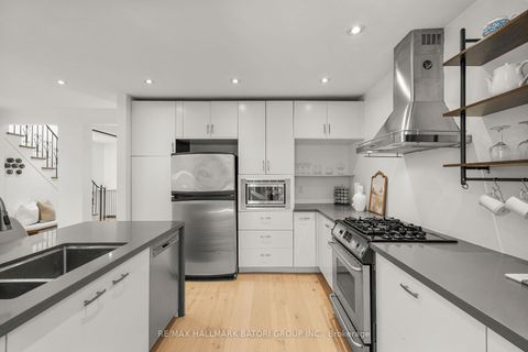 Photo 5 at 555 Castlefield Avenue, Forest Hill North, Toronto