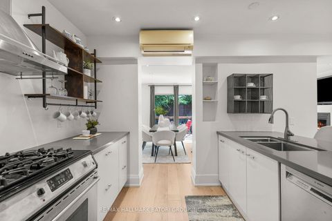 Photo 6 at 555 Castlefield Avenue, Forest Hill North, Toronto