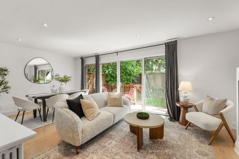 Photo 11 at 555 Castlefield Avenue, Forest Hill North, Toronto