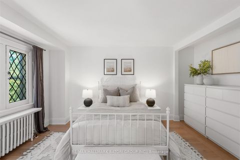 Photo 12 at 555 Castlefield Avenue, Forest Hill North, Toronto