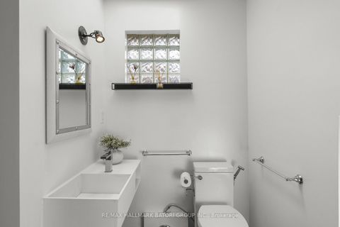 Photo 16 at 555 Castlefield Avenue, Forest Hill North, Toronto