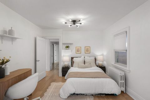 Photo 20 at 555 Castlefield Avenue, Forest Hill North, Toronto