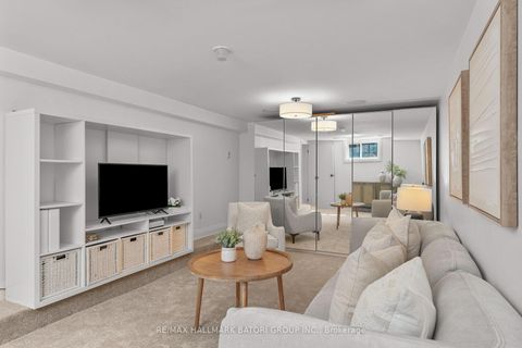 Photo 28 at 555 Castlefield Avenue, Forest Hill North, Toronto