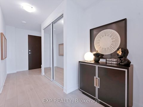 Photo 2 at 2711 - 2221 Yonge Street, Mount Pleasant West, Toronto