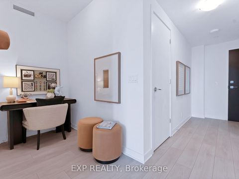 Photo 3 at 2711 - 2221 Yonge Street, Mount Pleasant West, Toronto