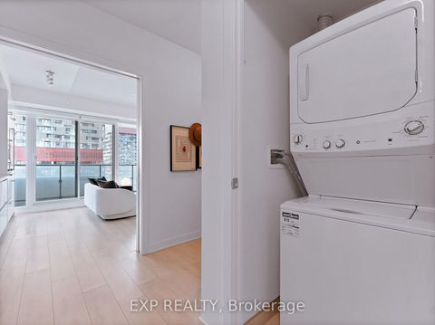 Photo 21 at 2711 - 2221 Yonge Street, Mount Pleasant West, Toronto