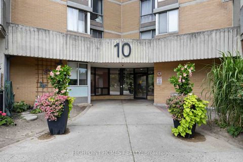 Photo 1 at 109 - 10 Martha Eaton Way, Amesbury, Toronto