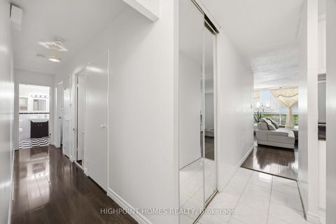 Photo 8 at 109 - 10 Martha Eaton Way, Amesbury, Toronto