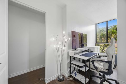 Photo 25 at 109 - 10 Martha Eaton Way, Amesbury, Toronto