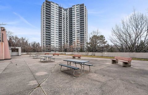 Photo 38 at 109 - 10 Martha Eaton Way, Amesbury, Toronto
