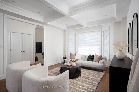 Photo 6 at 136 Glenwood Crescent, Parkview, Toronto