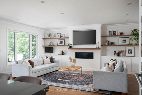 Photo 16 at 136 Glenwood Crescent, Parkview, Toronto