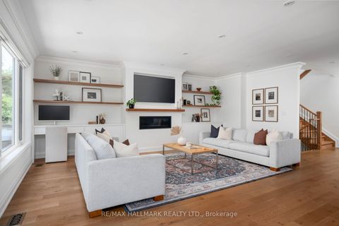 Photo 17 at 136 Glenwood Crescent, Parkview, Toronto