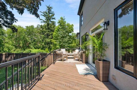 Photo 41 at 136 Glenwood Crescent, Parkview, Toronto