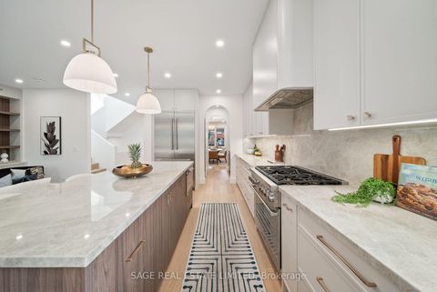 Photo 14 at 116 Lee Avenue, The Beaches, Toronto