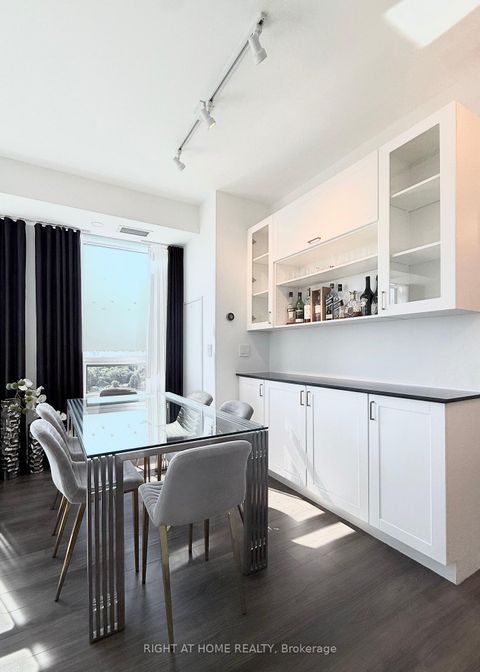 Photo 5 at 1509 - 18 Graydon Hall Drive, Donalda, Toronto