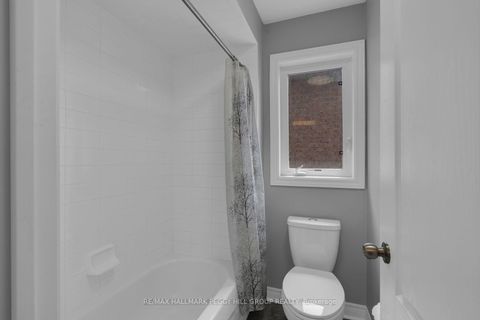 Photo 12 at 267 Kozlov Street, West Bayfield, Barrie
